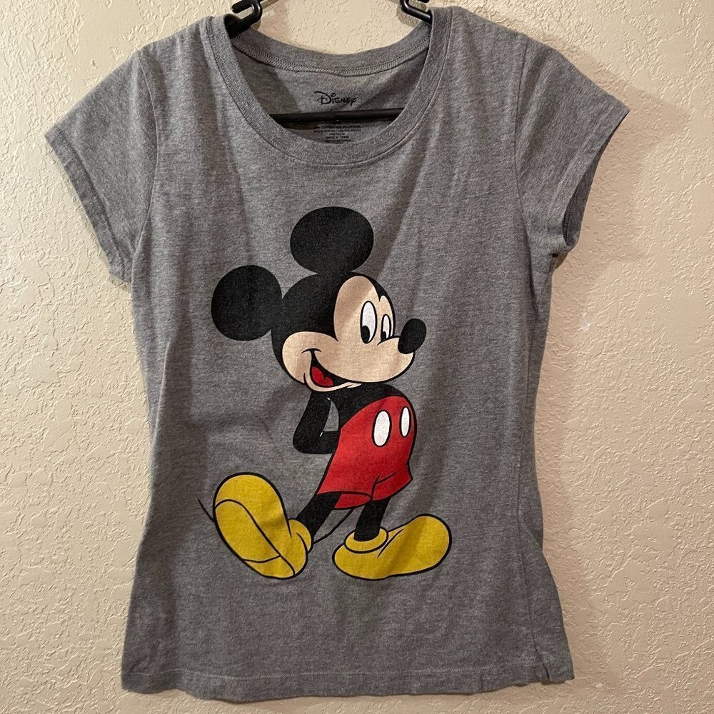 NWOT Women's Disney Mickey Mouse Graphic Tee